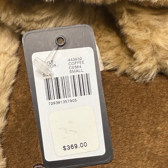 Guess Tan Teddy Jacket with Faux Fur and real leather. - Picture 9 of 9